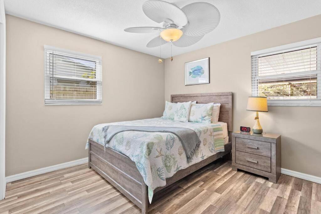 Perfect For Family Gatherings With A Heated Pool! - Clearwater'S Clear Choice Exterior foto